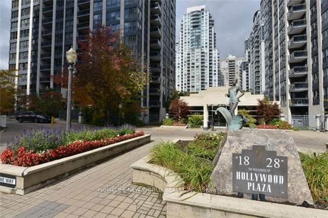 18 Hollywood Avenue Unit 701 photo 4