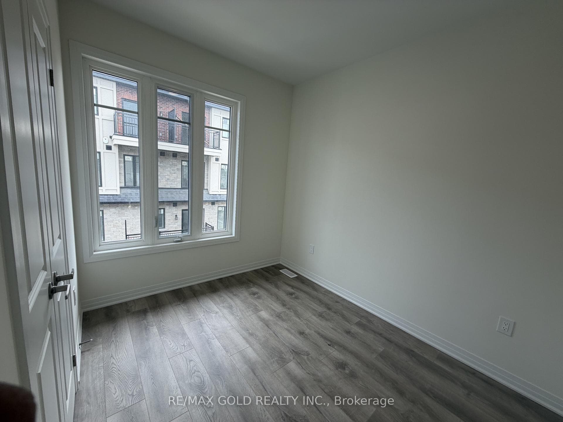 702 Royal Front Street photo 16