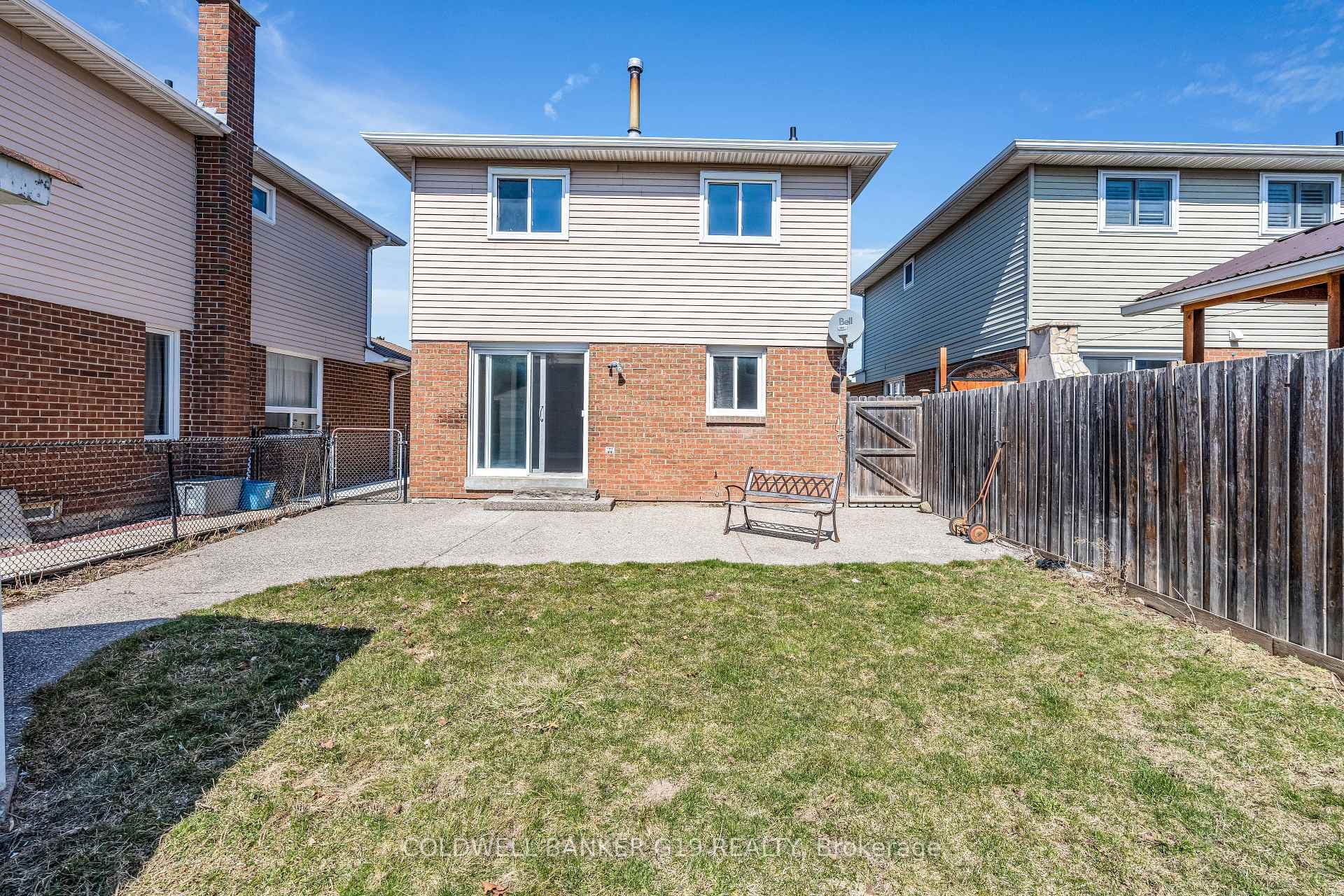30 Aurora Place photo 5