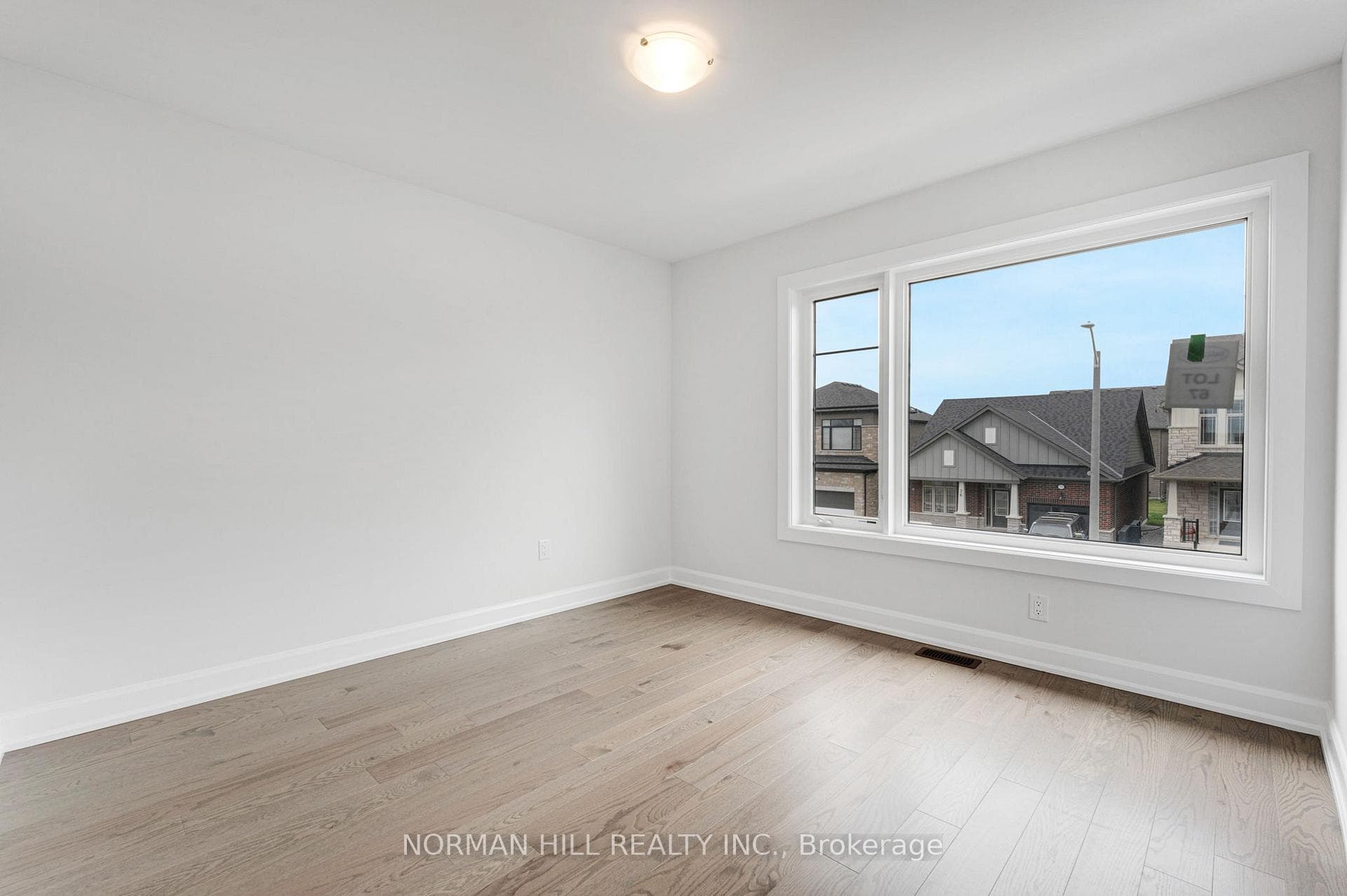 81 Midland Place photo 10