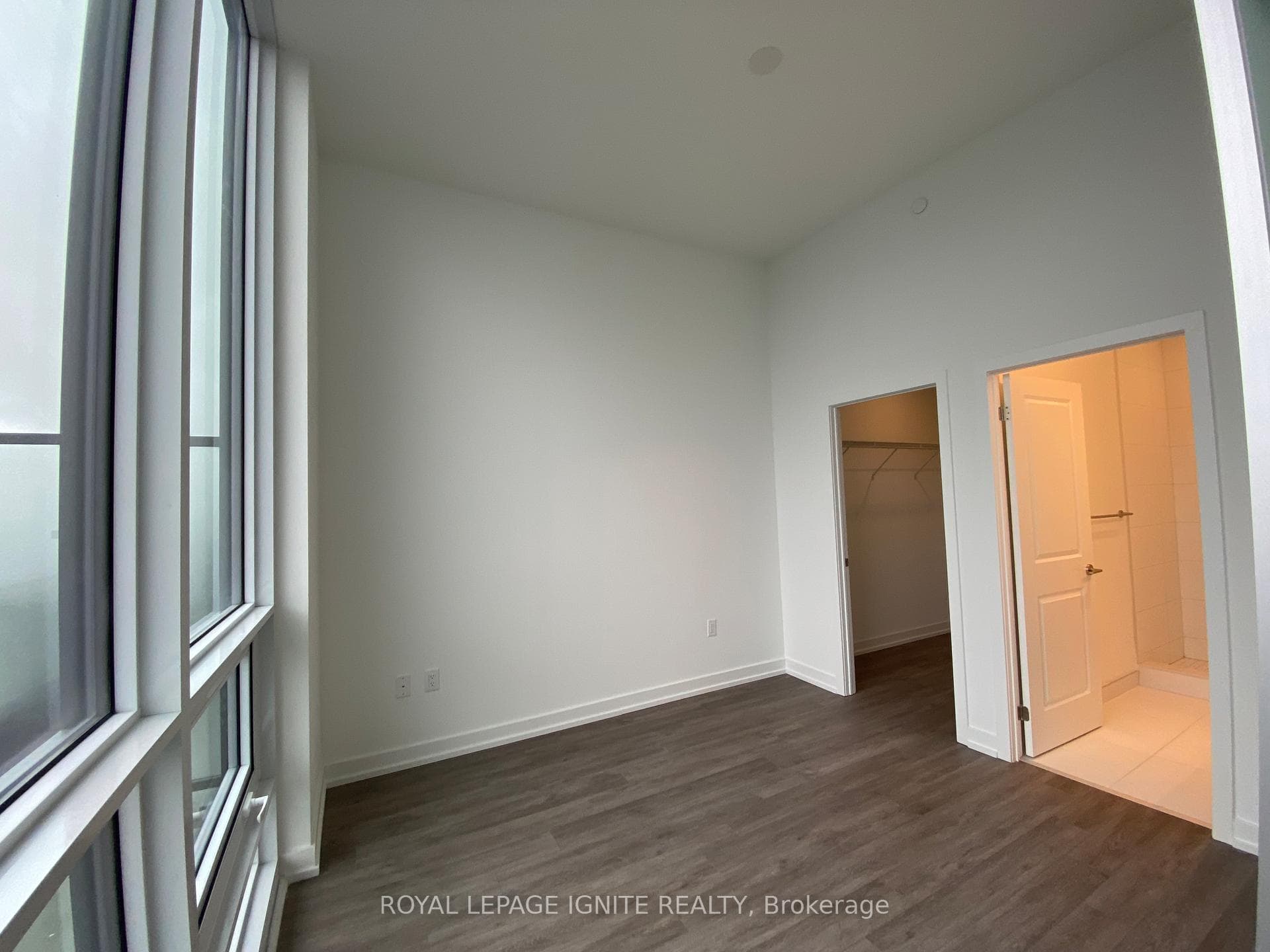 395 Bloor Street Unit 5503 photo 16
