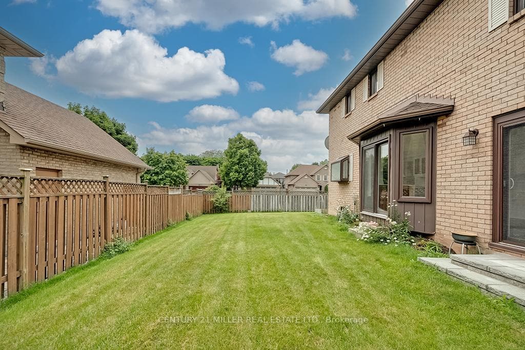 140 River Oaks Boulevard photo 36
