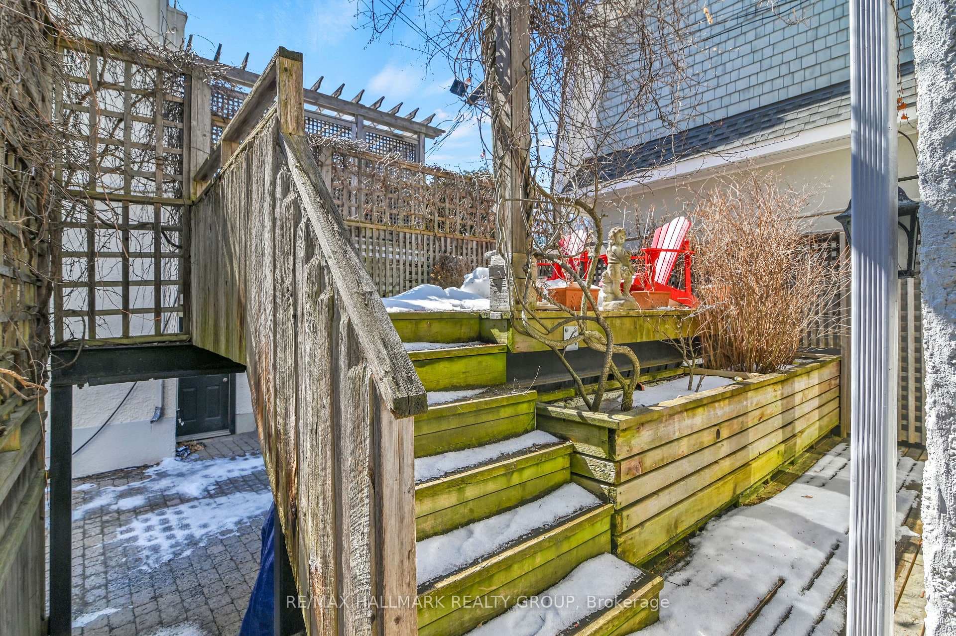 Rear Deck & Stairs to Parking