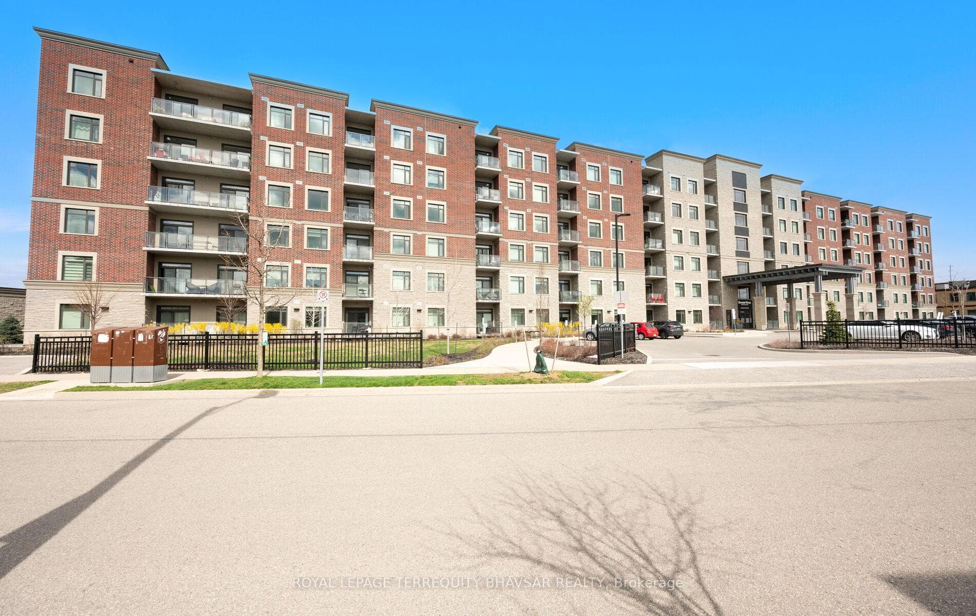 830 Megson Terrace Unit 621 photo 2