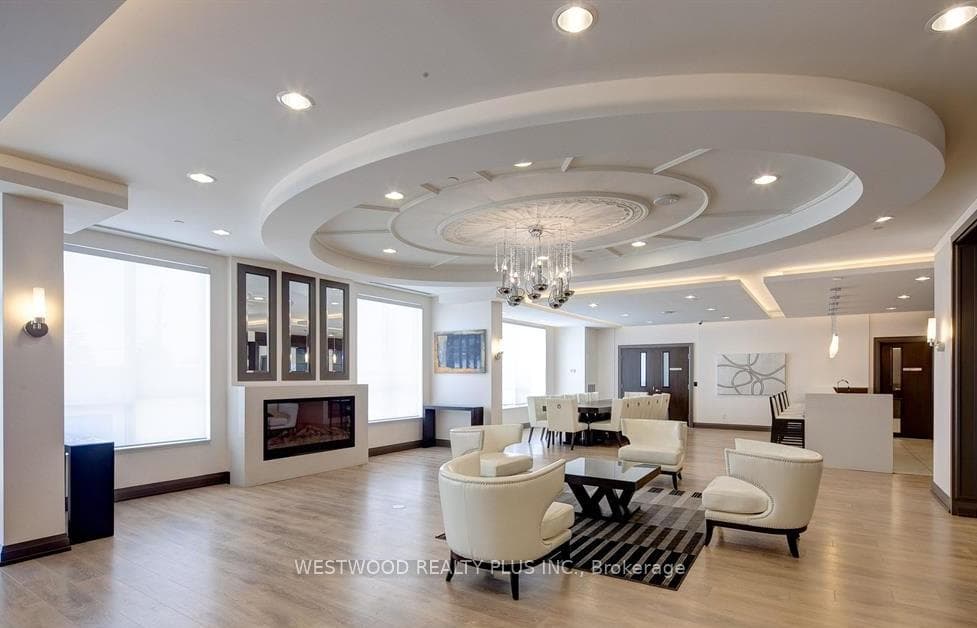 7171 Yonge Street Unit 1607 photo 7