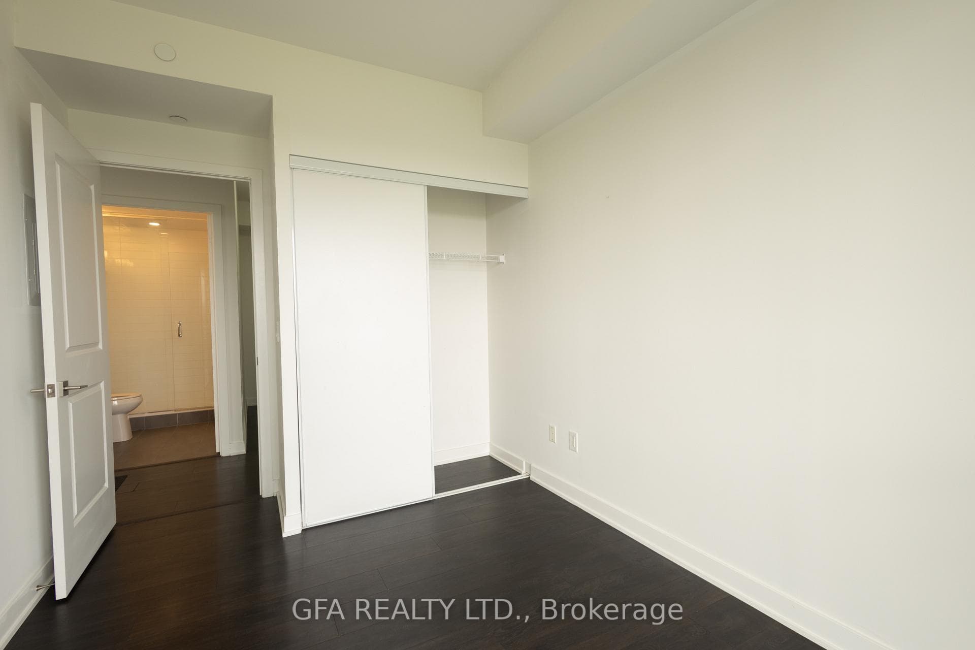 4633 Glen Erin Drive Unit 1109 photo 15
