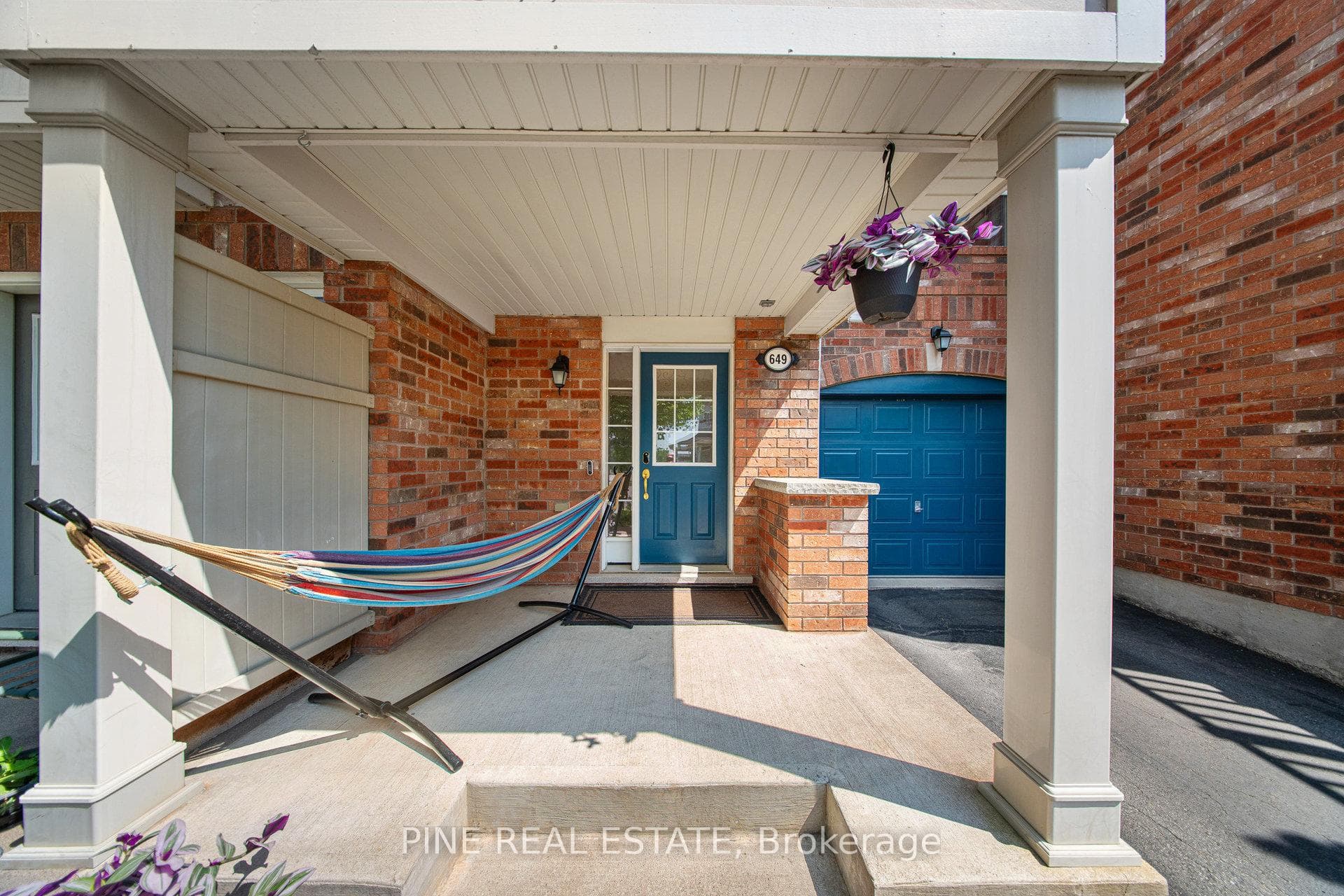 649 SPEYER Circle photo 4