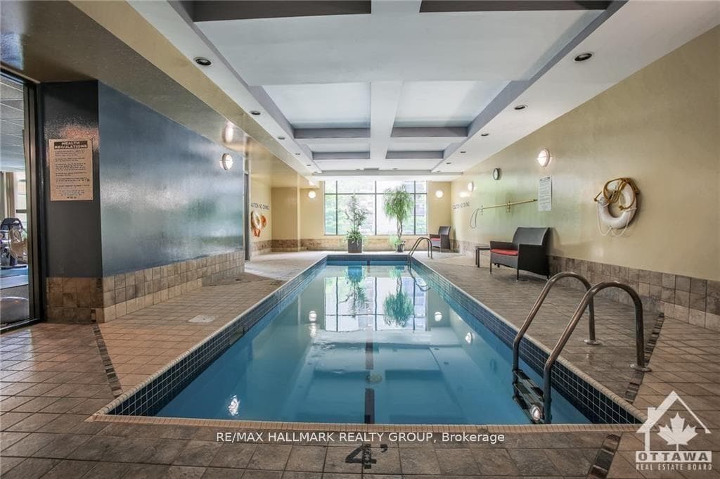 570 Laurier Avenue Unit 1601 photo 10