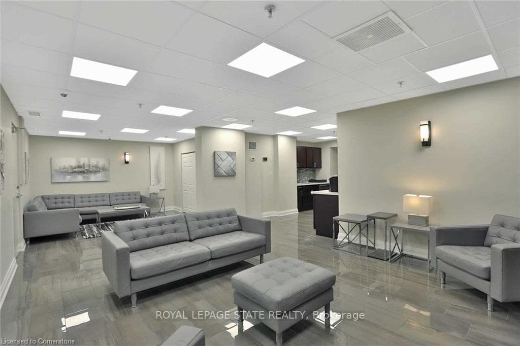 1270 Maple Crossing Boulevard Unit 914 photo 15
