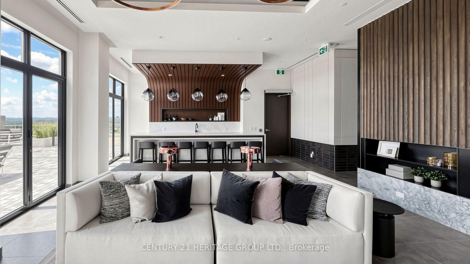 8888 Yonge Street Unit 1001 photo 17