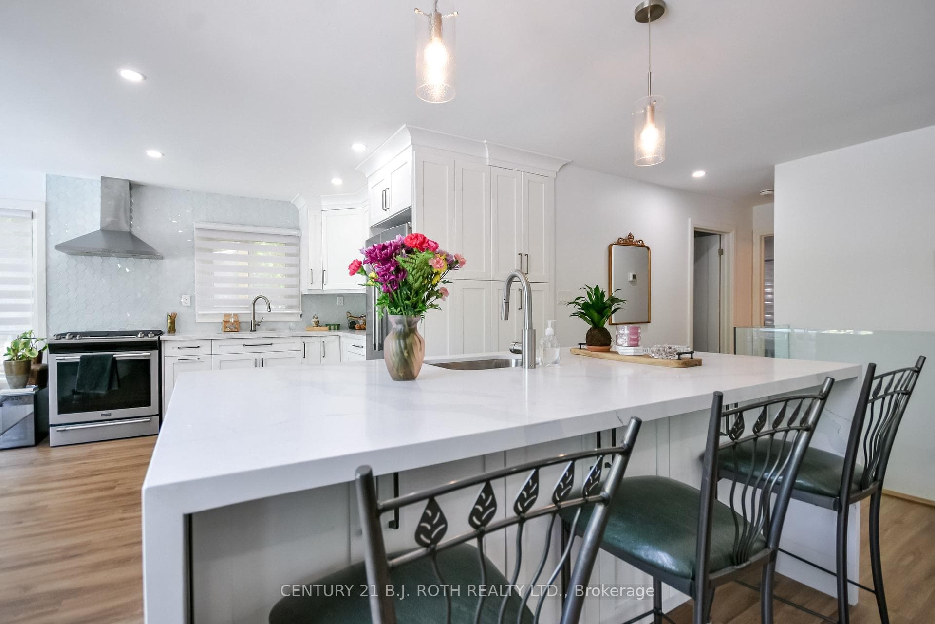 7 WESLEY Street photo 8