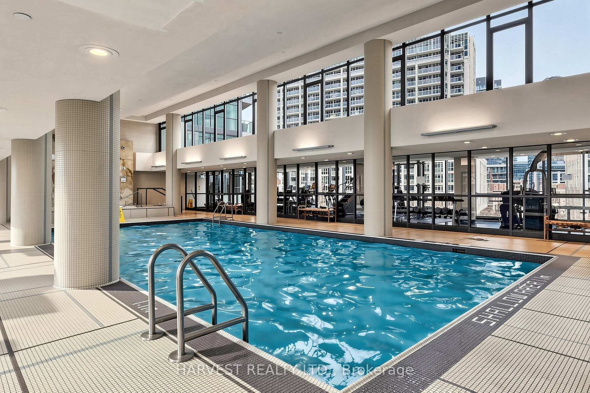 209 Fort York Boulevard Unit 380 photo 35