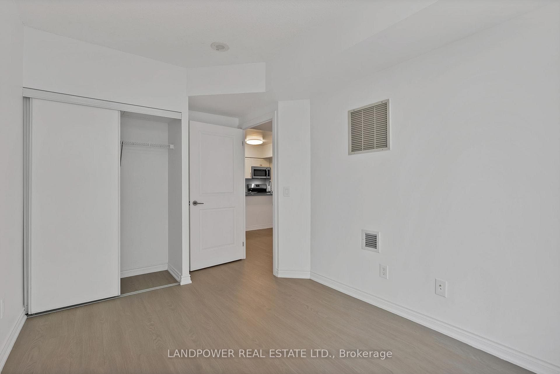 4968 Yonge Street Unit 2812 photo 16