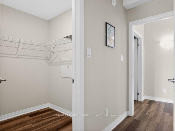 610 Farmstead Drive Unit 407 photo 17
