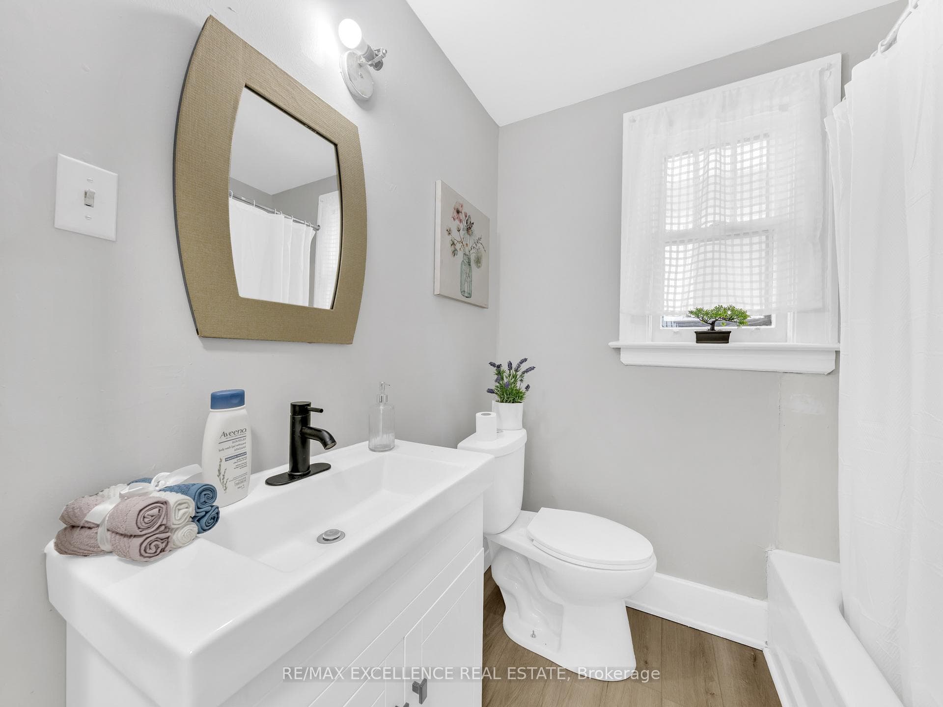 918 Elsmere Avenue photo 15