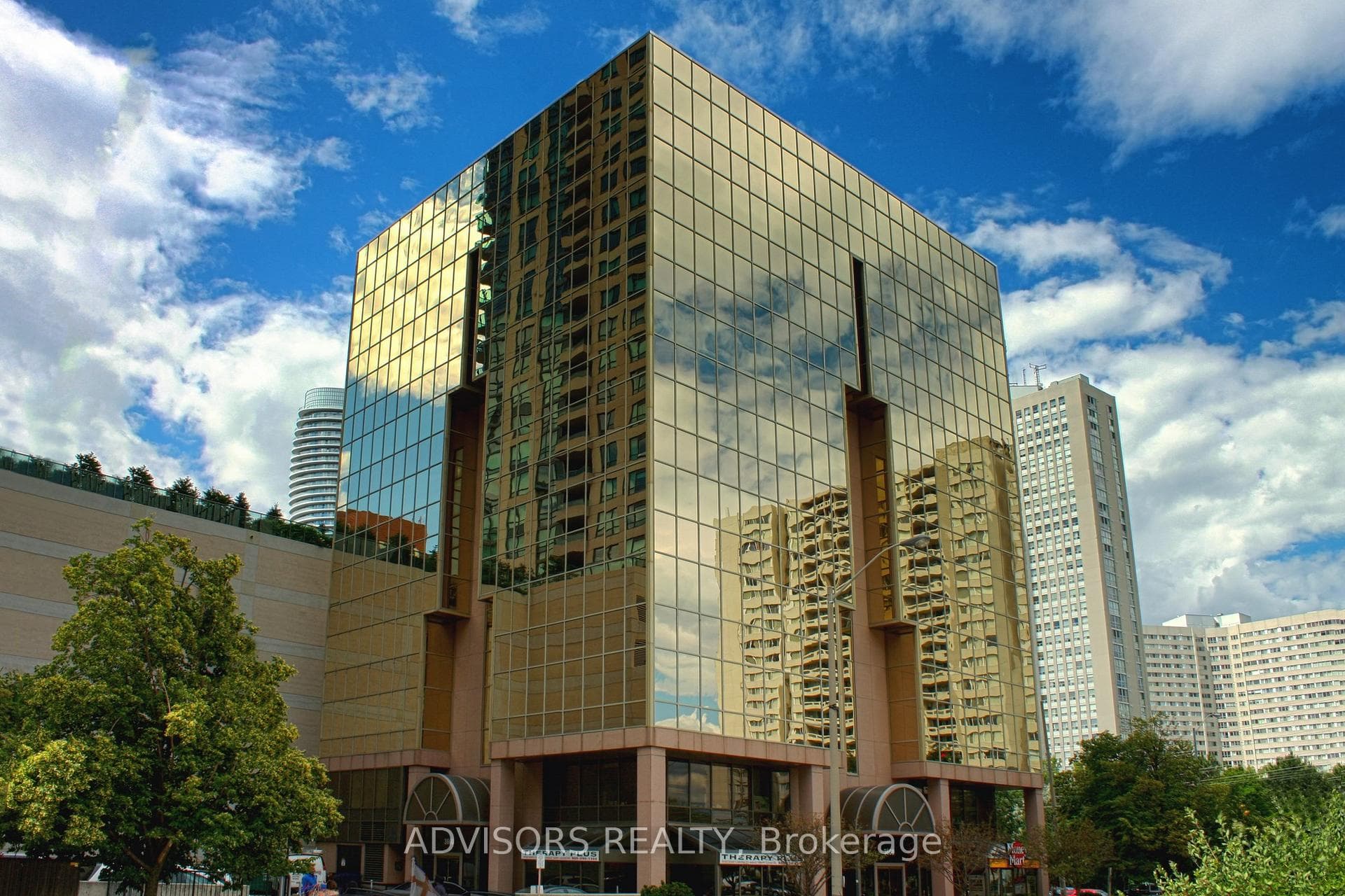 3660 Hurontario Street Unit 416 photo 1