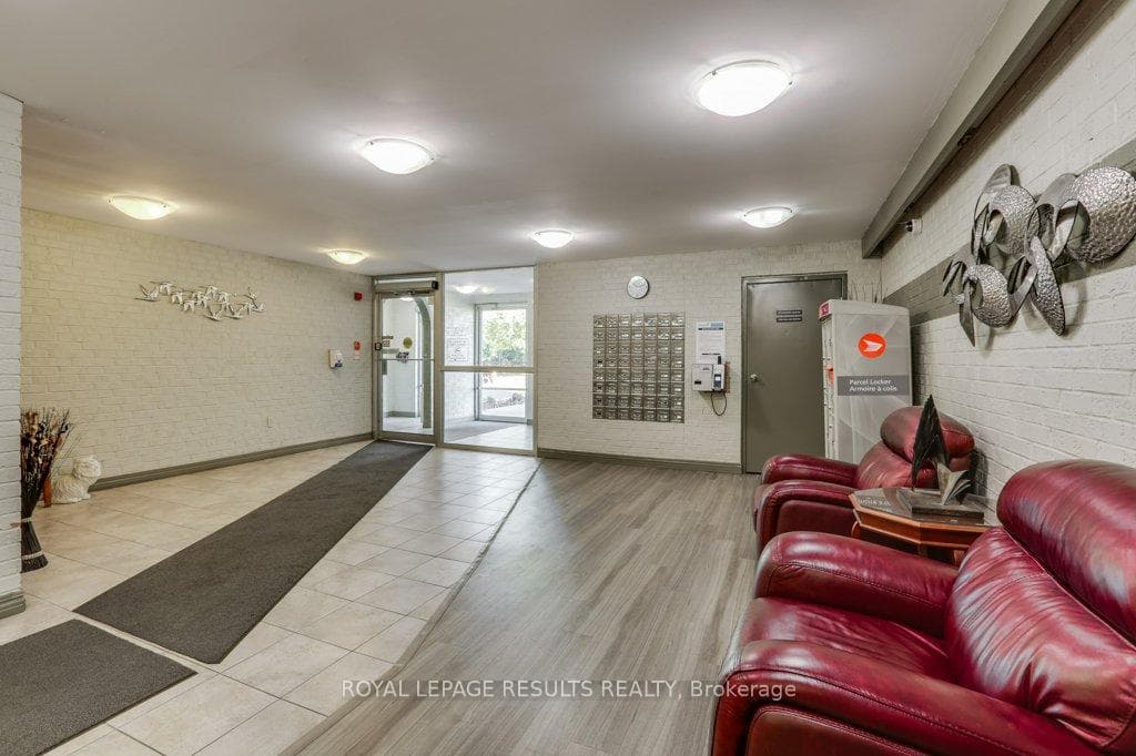 1102 Jalna Boulevard Unit 508 photo 5