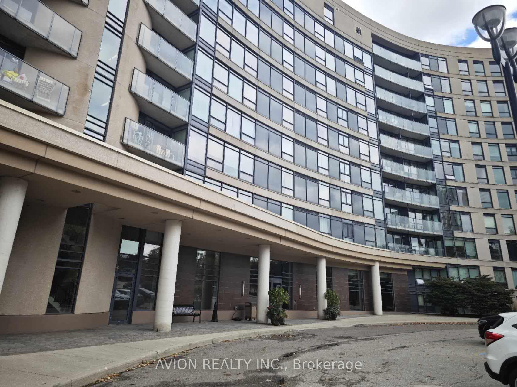 18 Valley Woods Road Unit Ph 107 photo 2