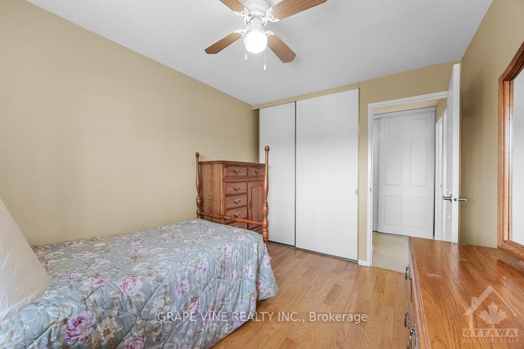 20 CHESTERTON Drive Unit 210 photo 21