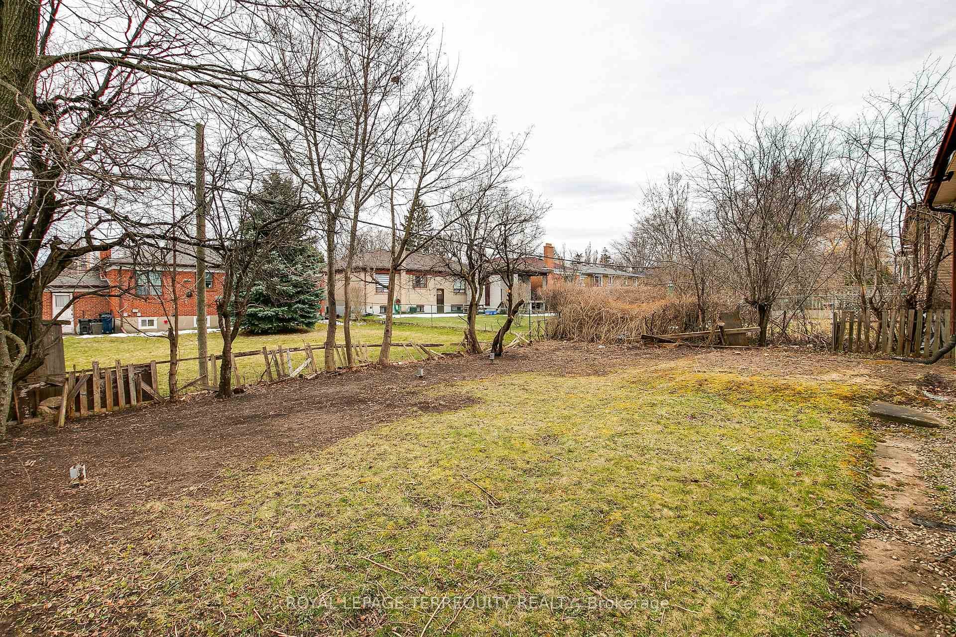93 Searle Avenue photo 39
