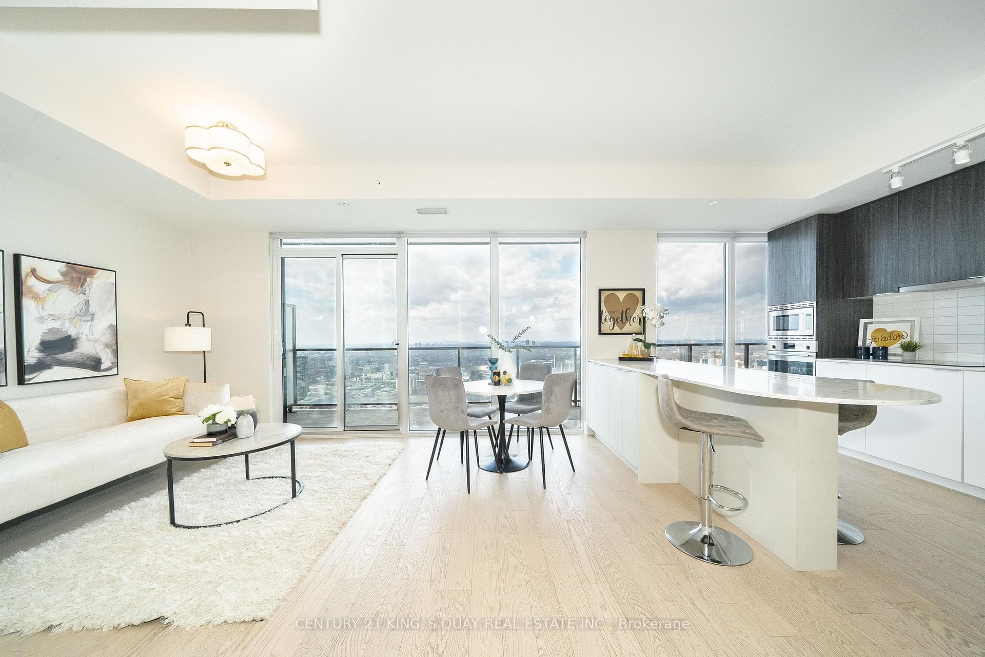 955 Bay Street Unit Ph5 photo 6