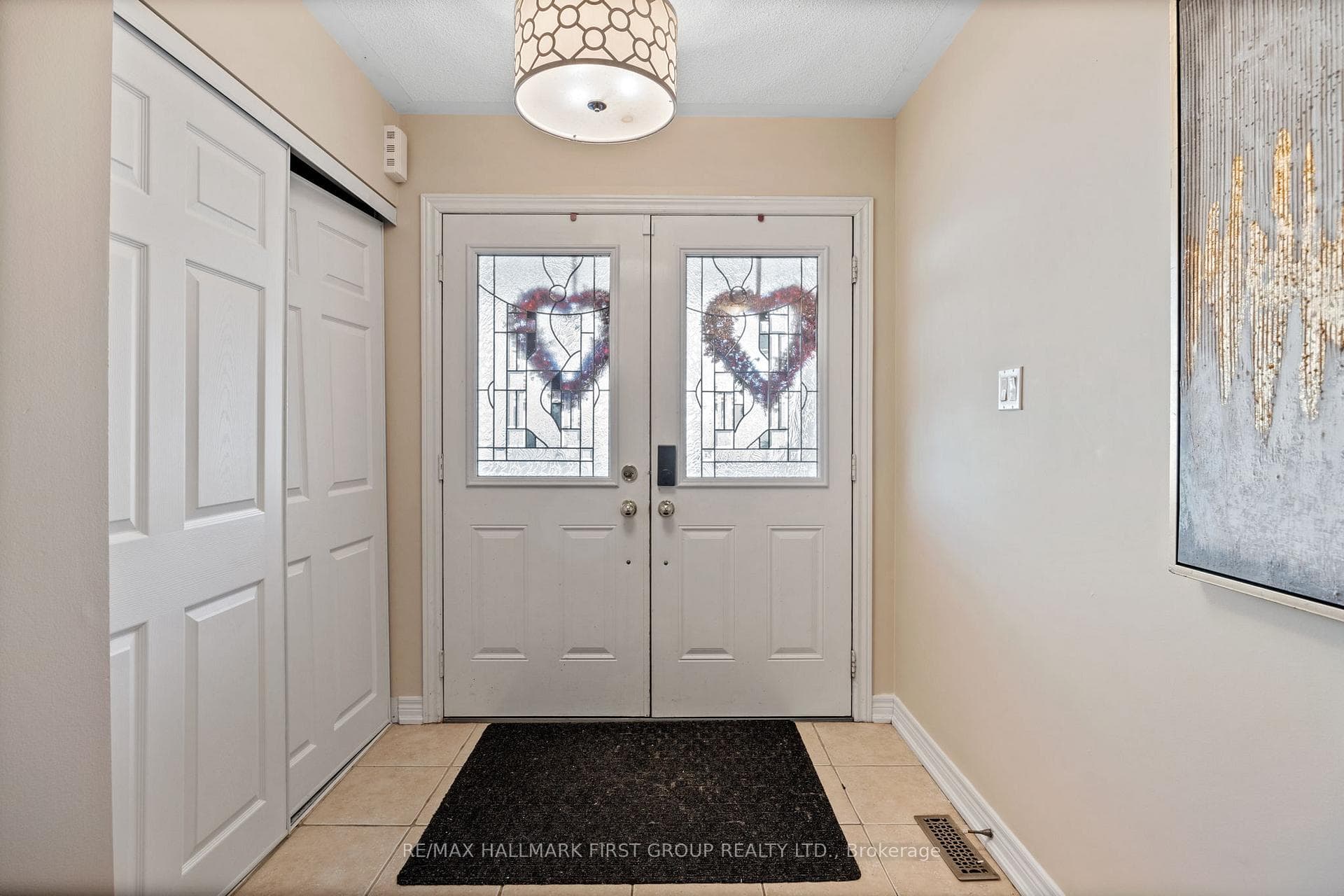 24 Whitefoot Crescent photo 3
