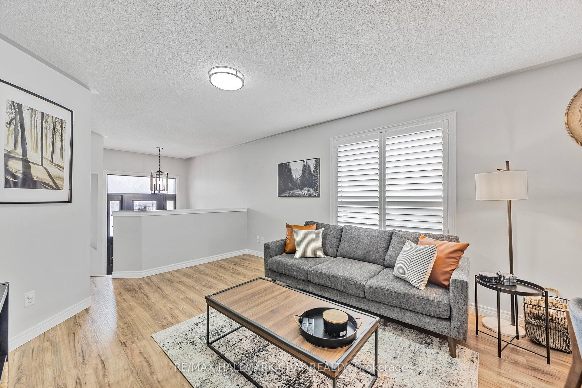 20 Seline Crescent photo 9