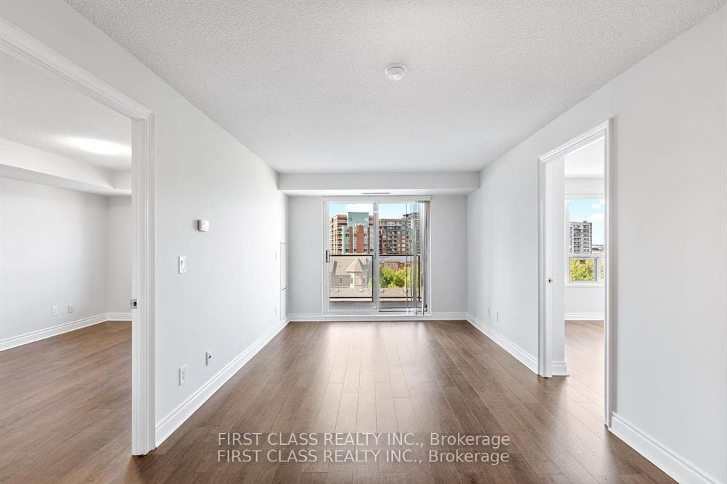 37 Galleria Parkway Unit 805 photo 3