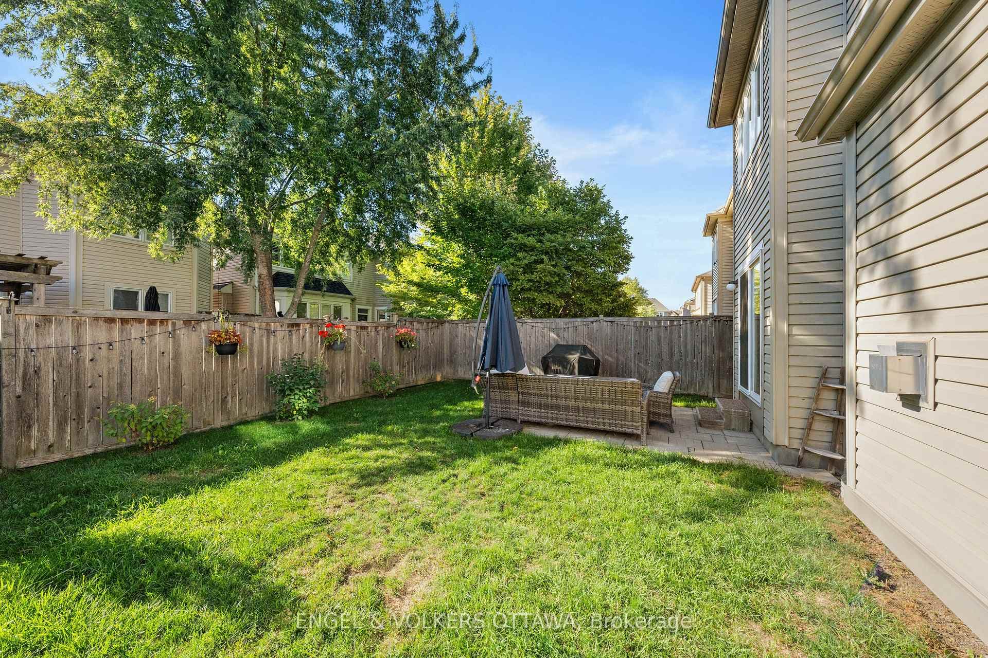 416 Vendevale Avenue photo 41