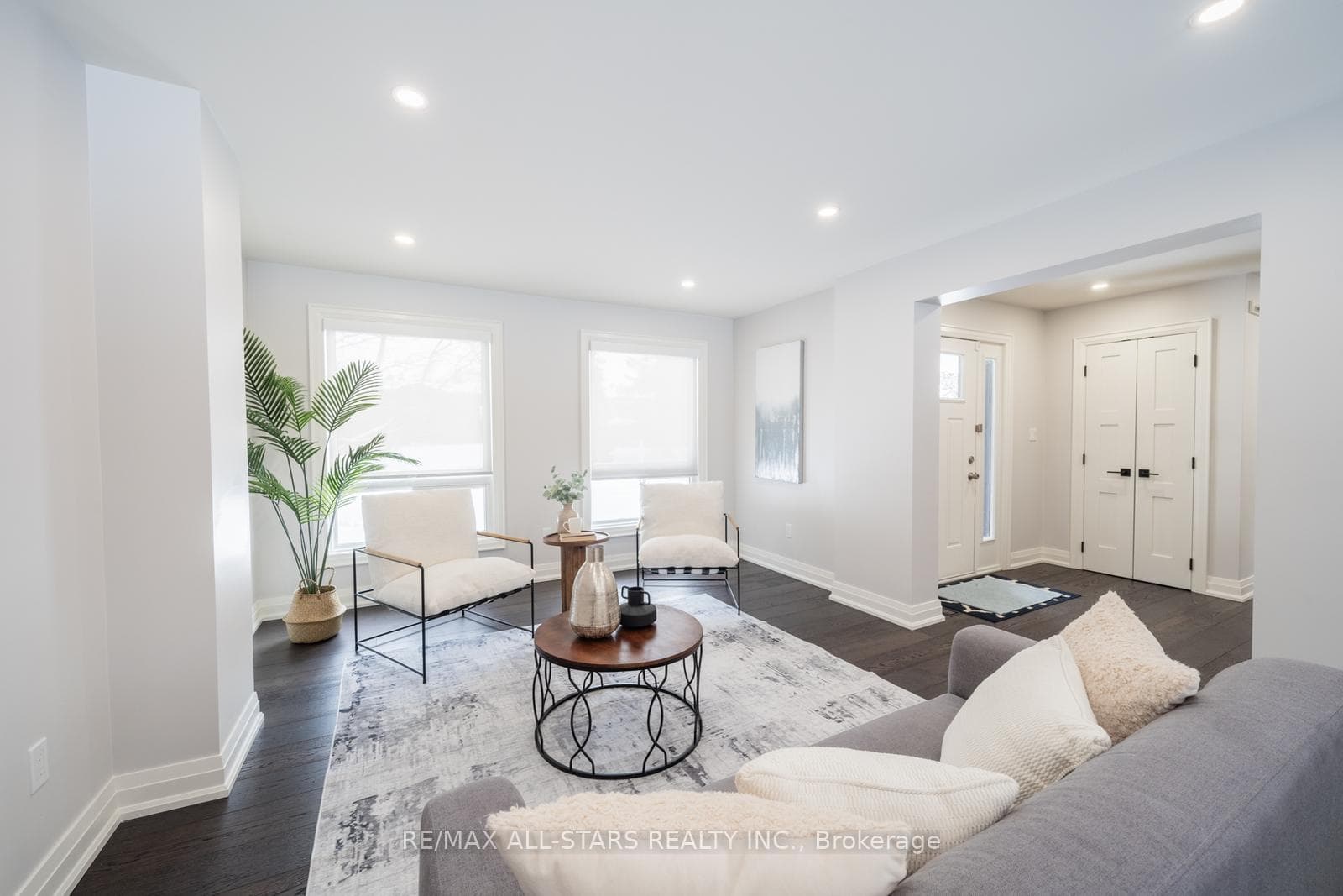 46 Iroquois Drive photo 5
