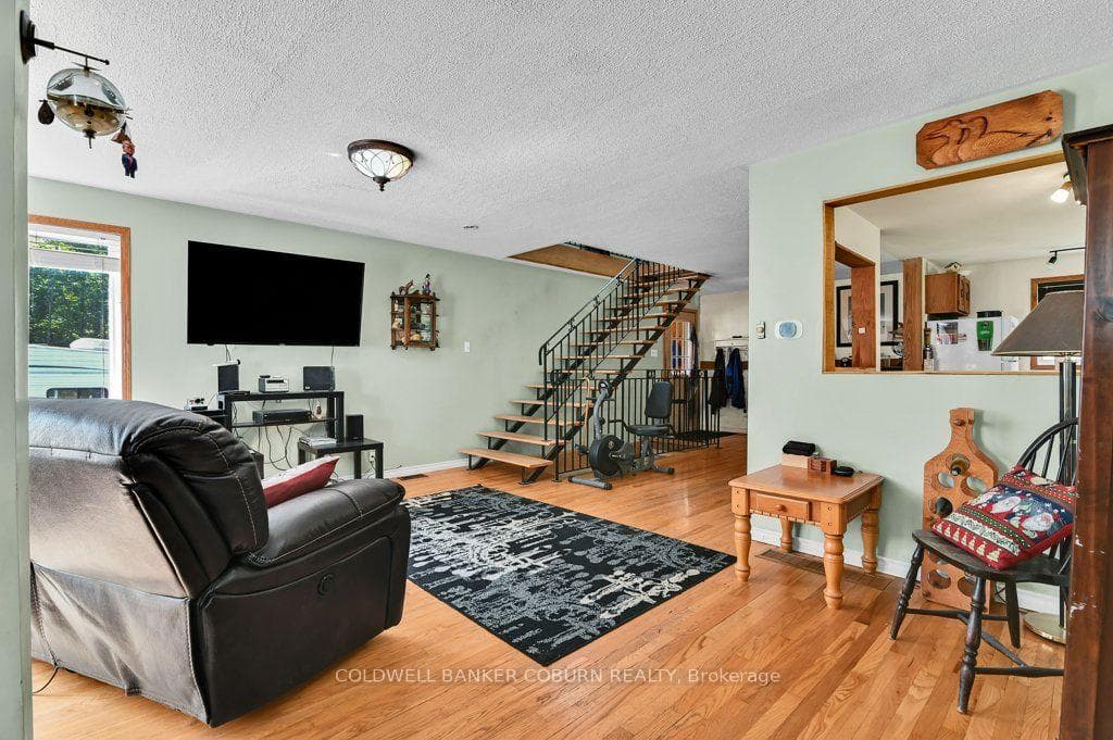 5094 Brunet Road photo 12