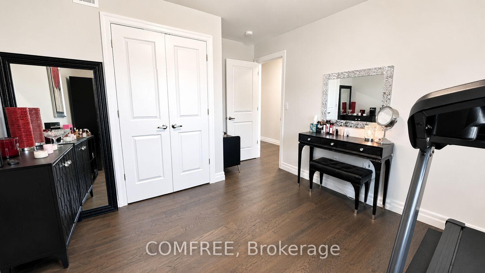 47 Belleview Drive photo 9