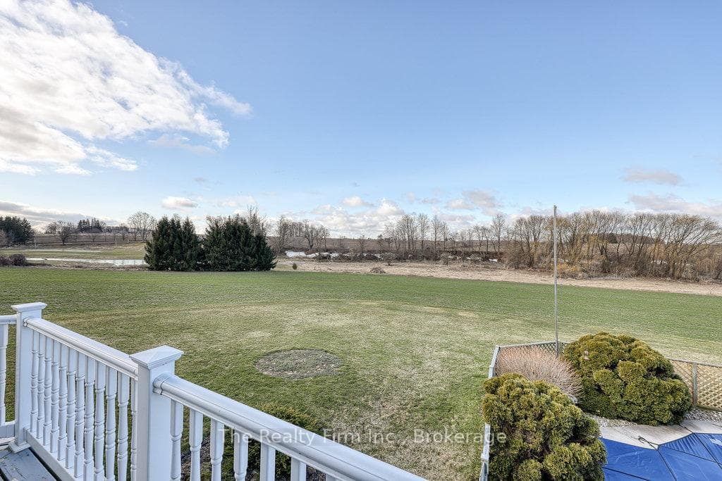 716173 18th Line photo 39