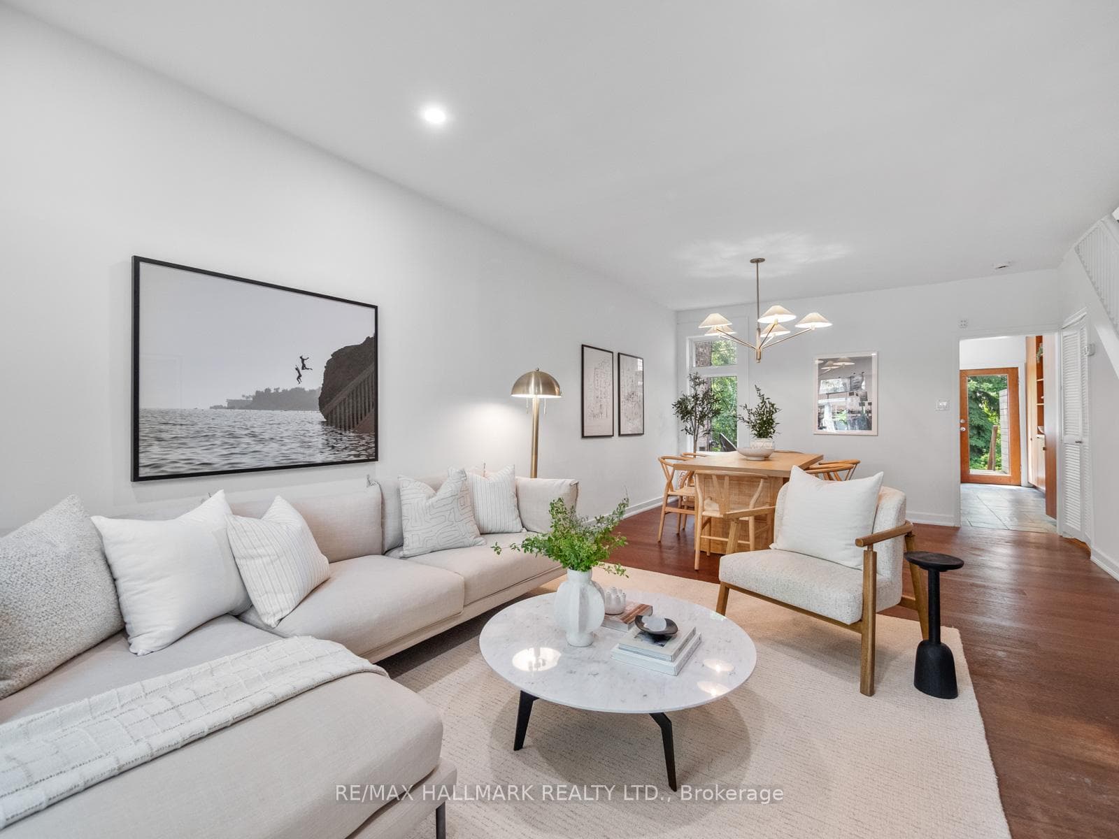 275 Withrow Avenue photo 8