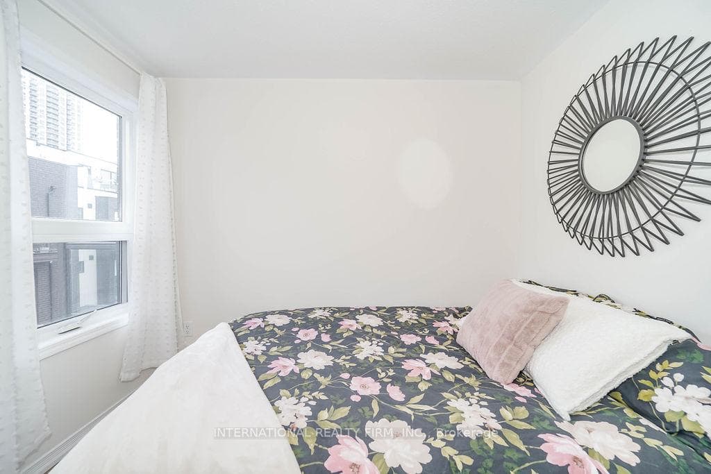 26 Fieldway Road Unit 39 photo 23