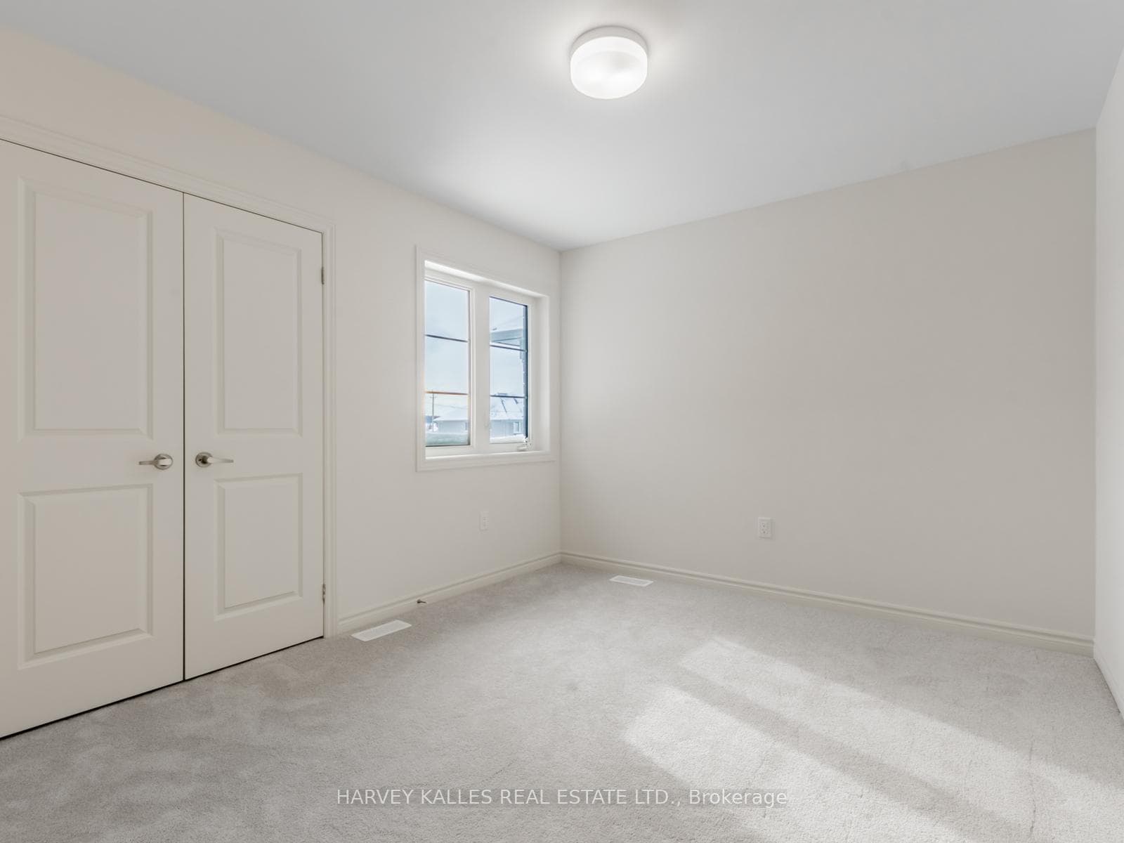 18 Bluebird Boulevard photo 30