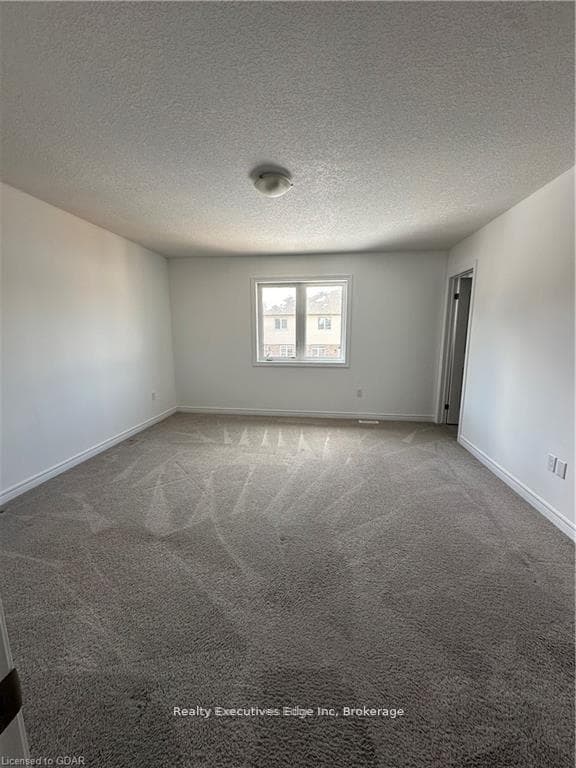 49 DALLAN Drive photo 13