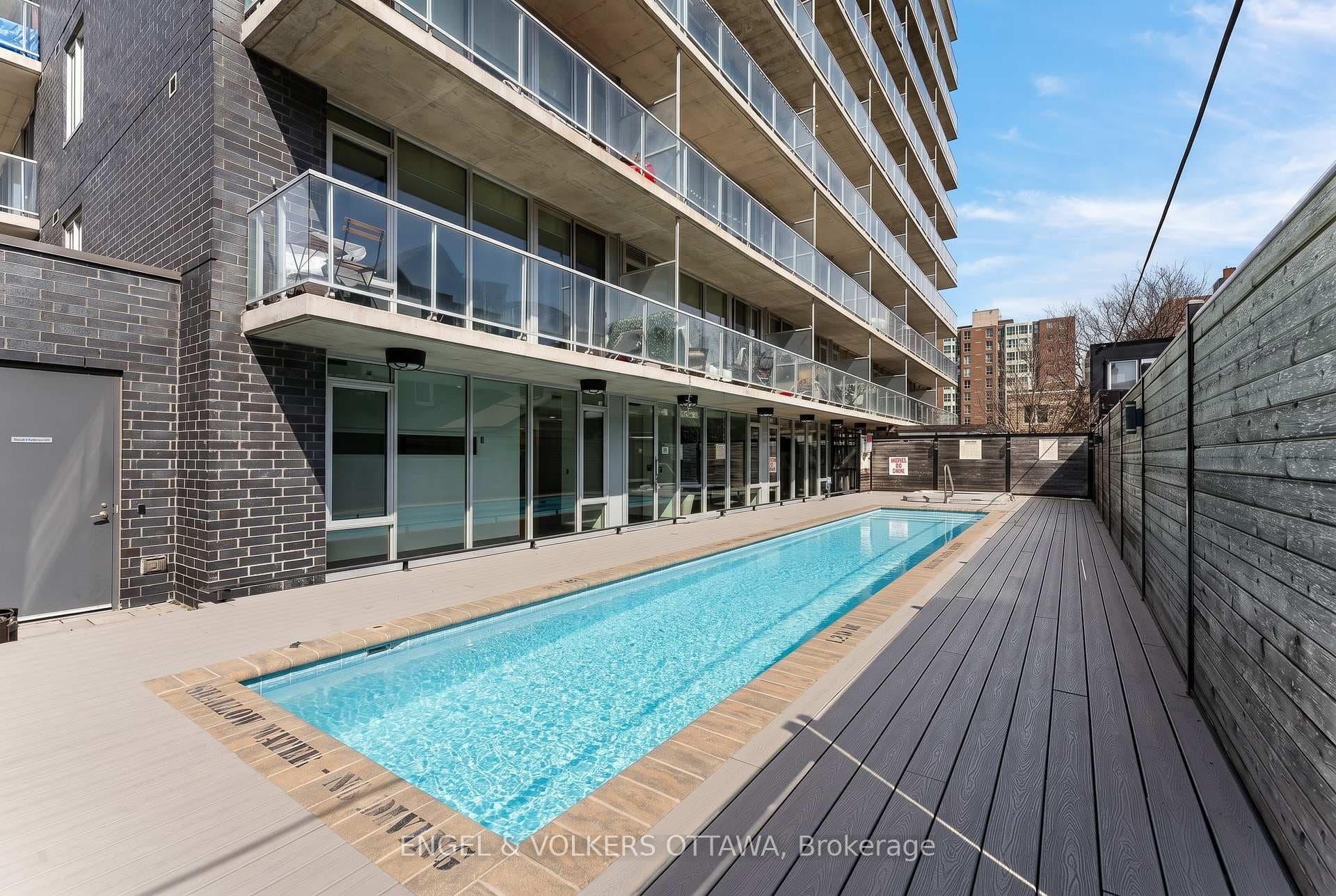 300 Lisgar Street Unit 1011 photo 27