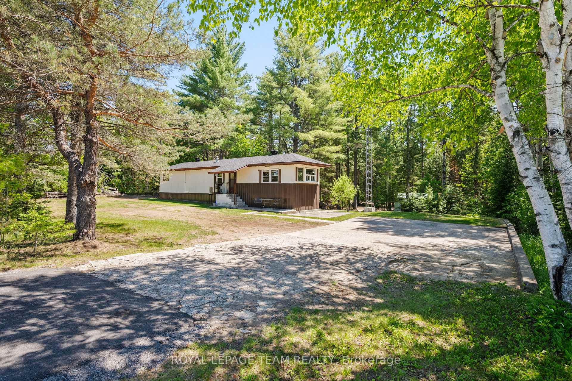611 Burnstown Road photo 2