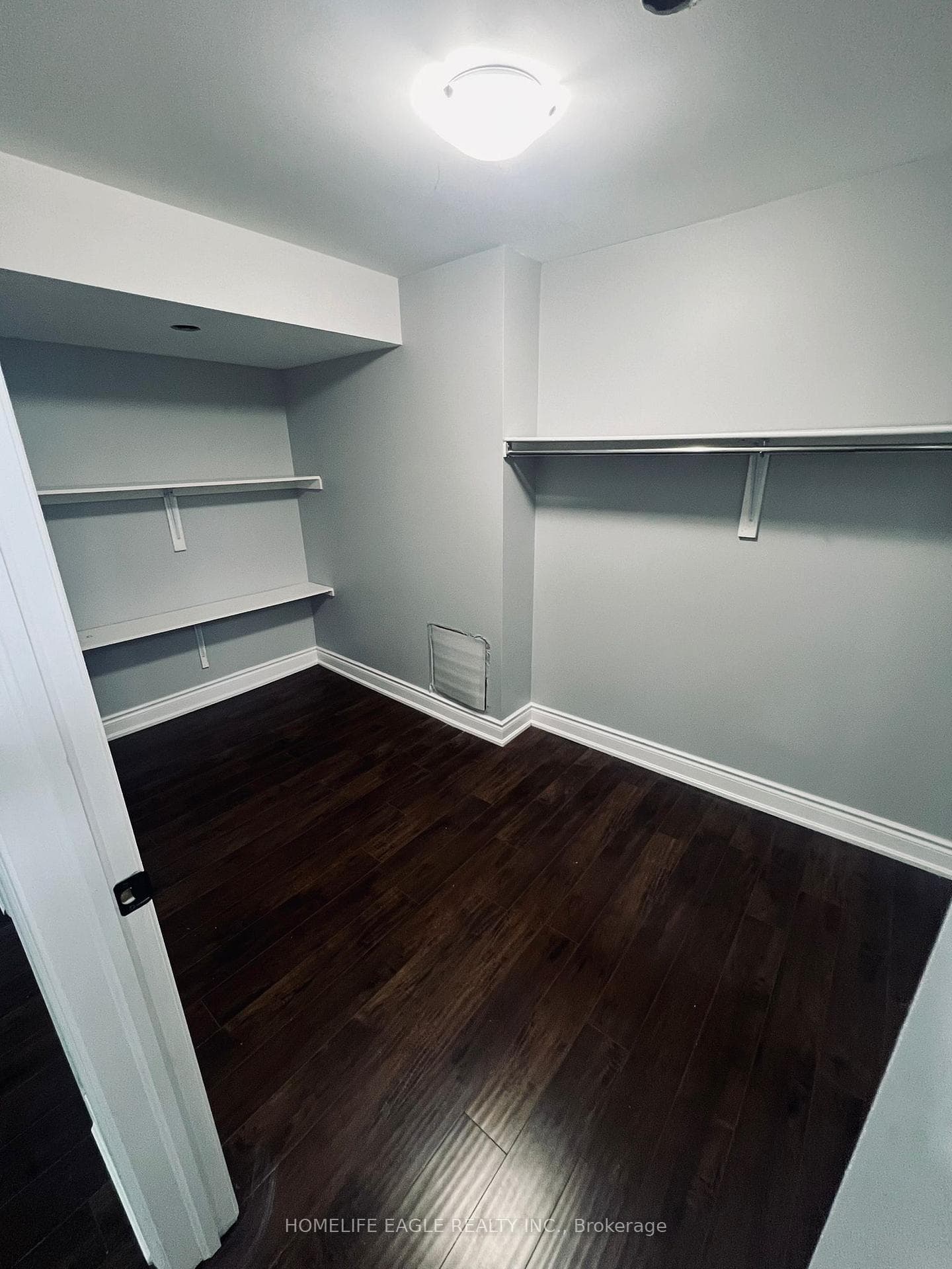 45 Abbotsbury Drive photo 6