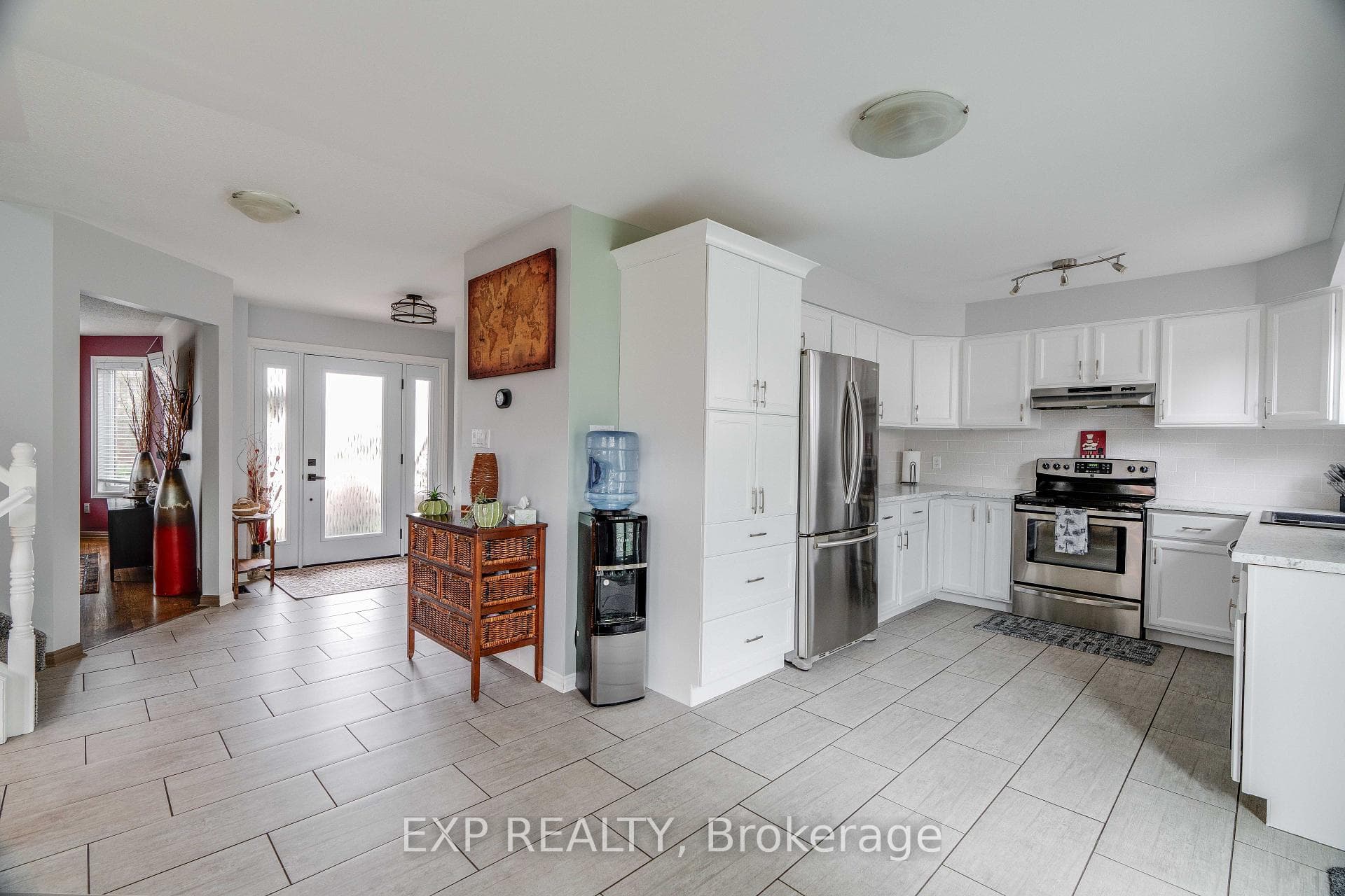 4 Primrose Drive photo 11