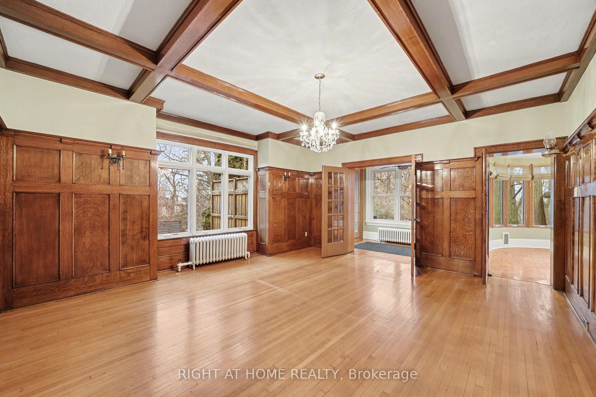 32 Hollywood Crescent photo 14