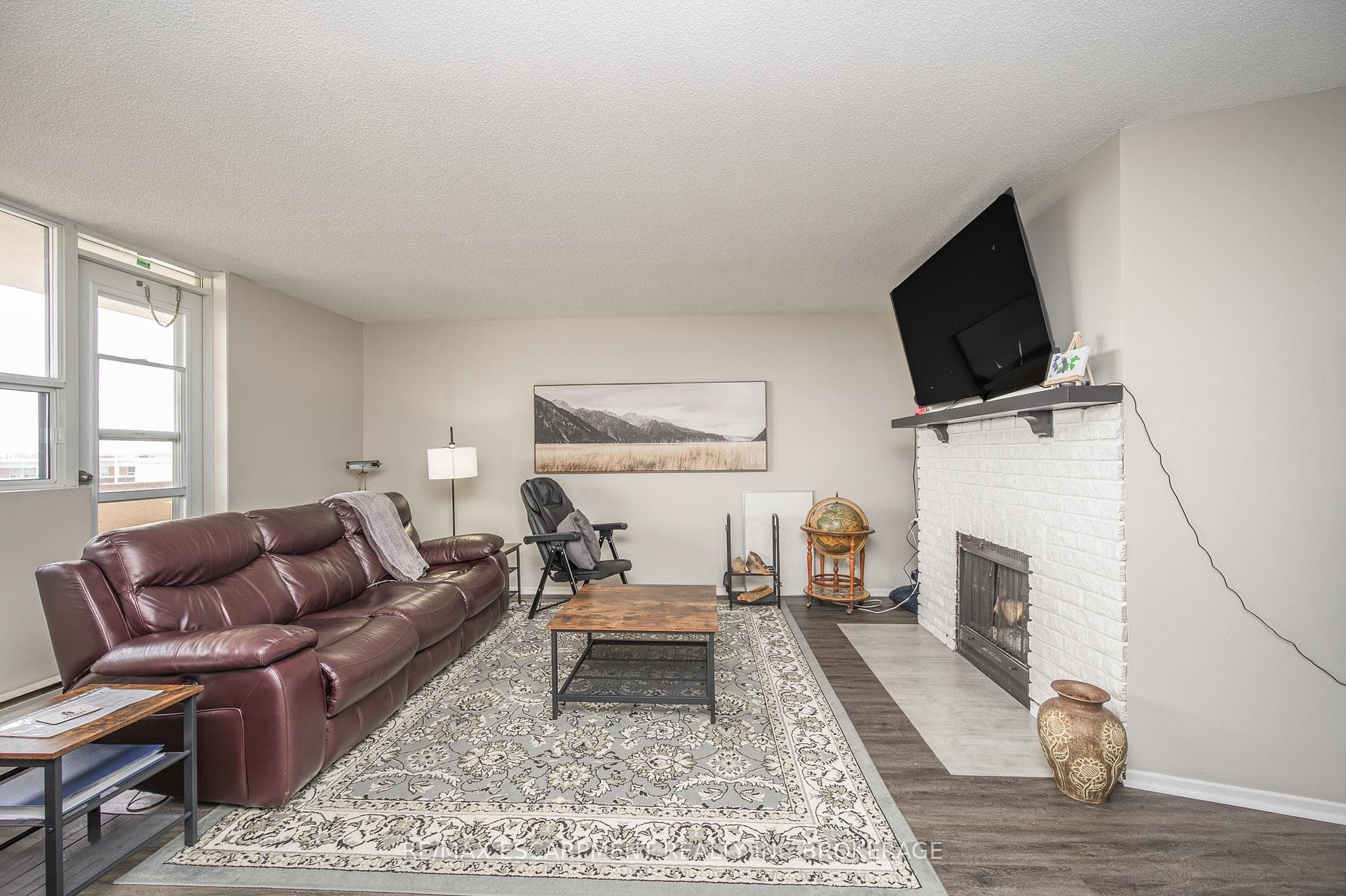 700 Dynes Road Unit 1101 photo 11