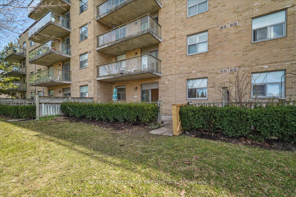 2506 RUTHERFORD Road Unit 114 photo 37