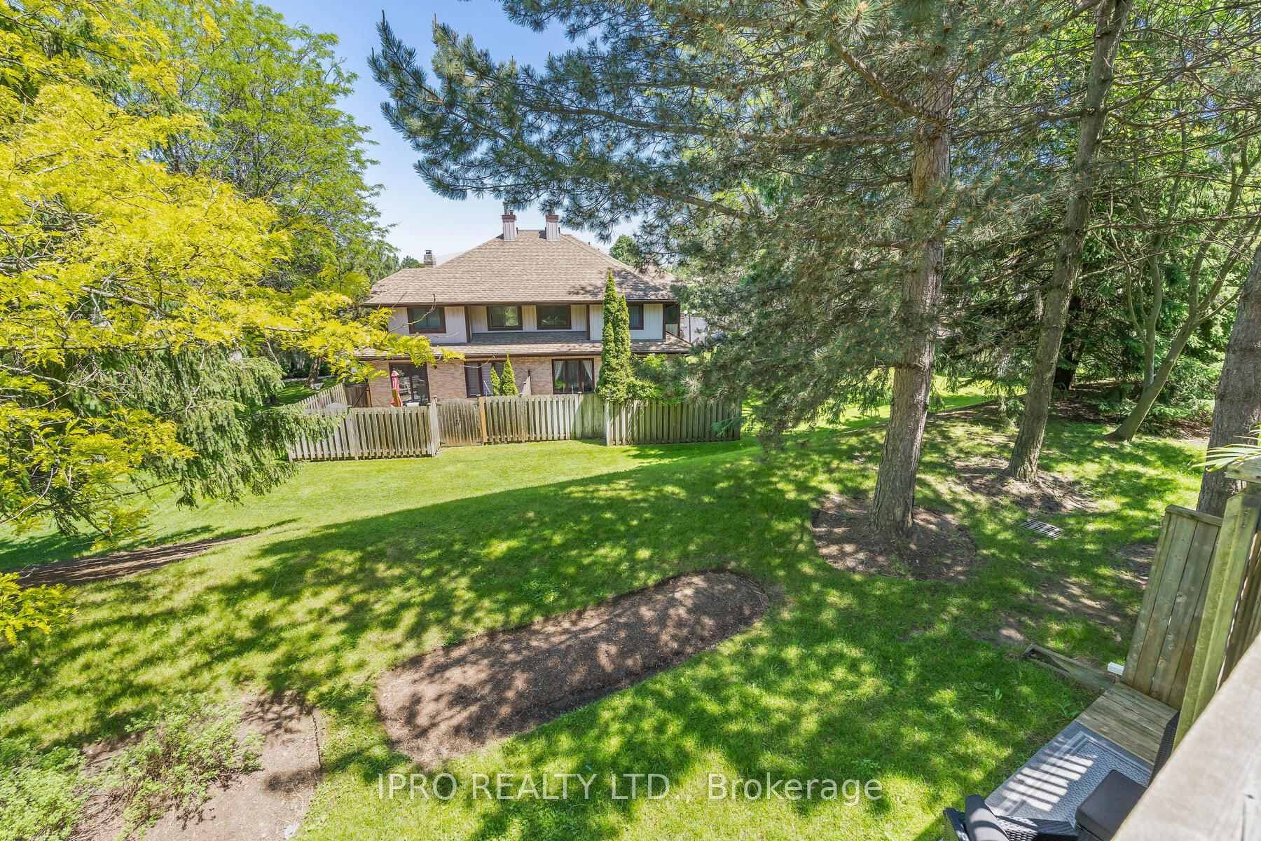 523 Beechwood Drive Unit 6 photo 39