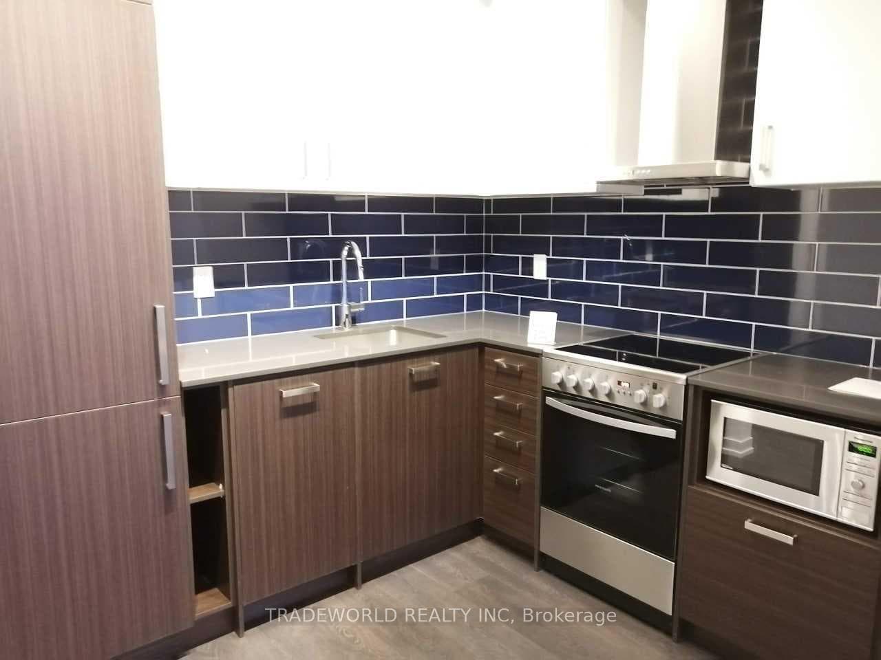 125 Redpath Avenue Unit 2707 photo 4