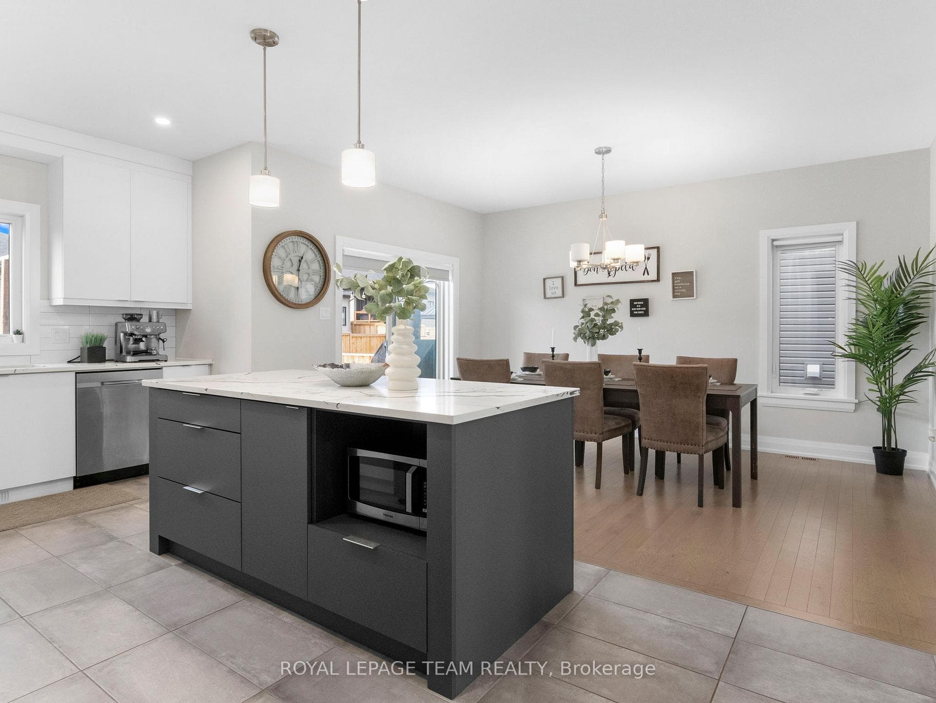 149 ARGILE Street photo 10