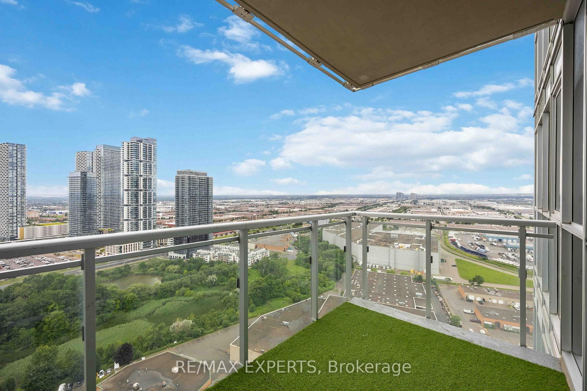 2908 Highway 7 Road Unit 2806 photo 30