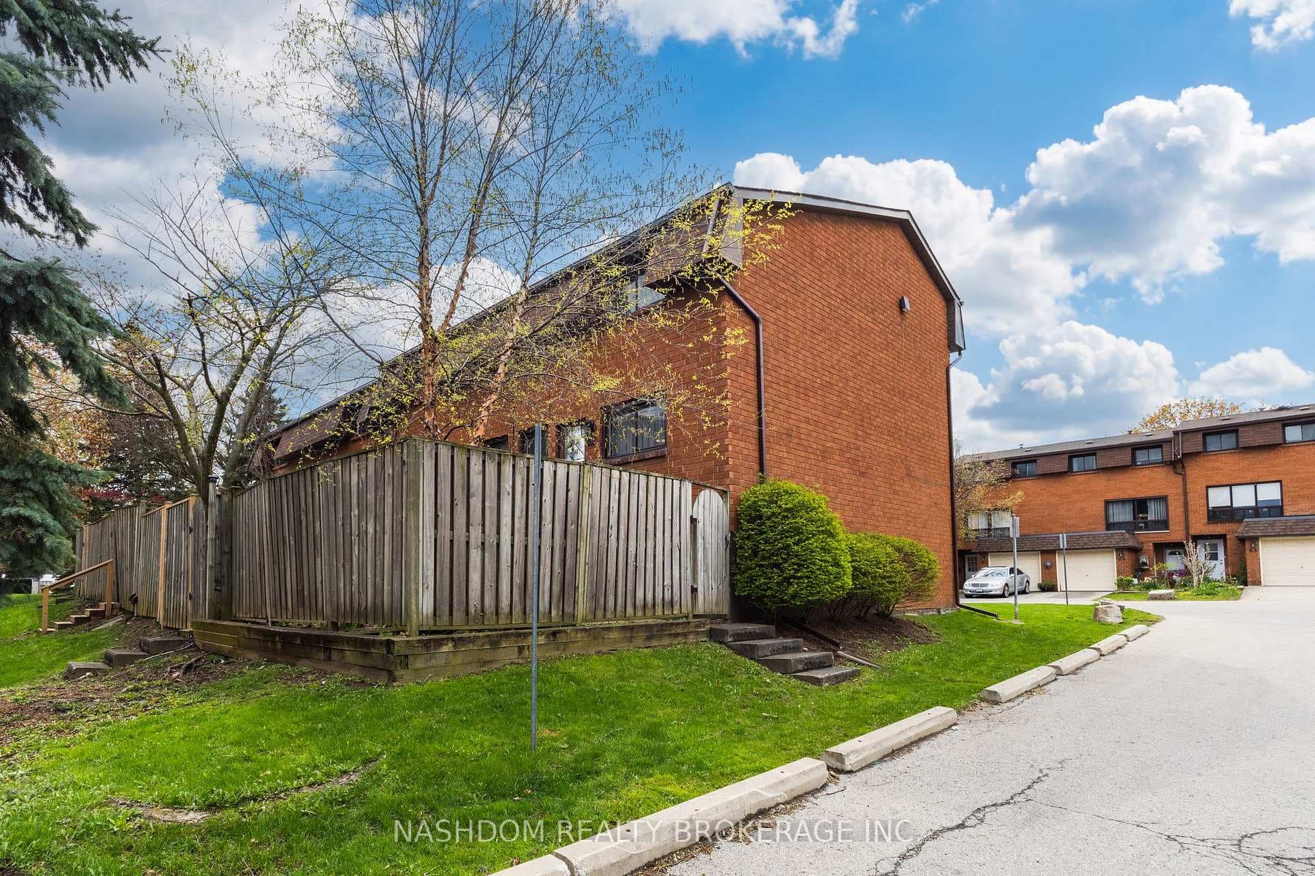 444 Stone Church Road Unit L4 photo 37