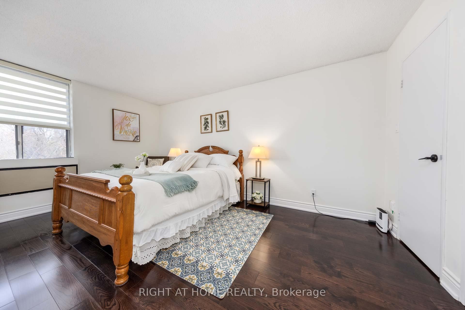 20 Fashion Roseway N/A Unit 508 photo 14